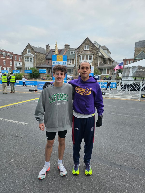 Ian Drake, a junior at Sanford, and Martin Rodriguez at the Broad Street 10-Miler in Philadelphia.